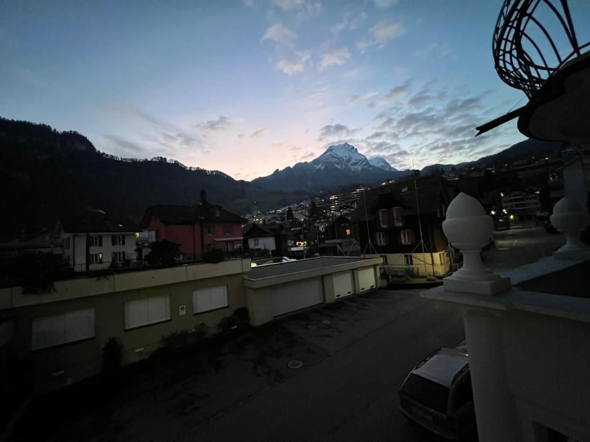 Moderne Wohnung Mit Pilatusblick 4 Pax Hergiswil Buitenkant foto